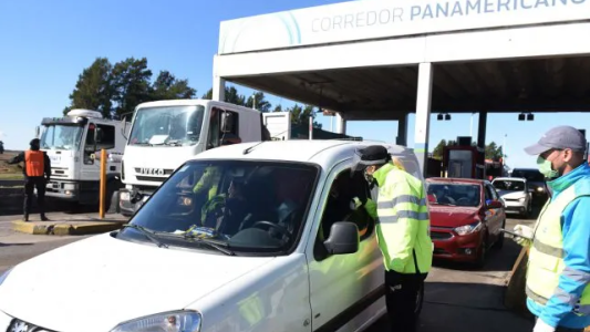 En once días enviaron de regreso 631 vehículos que querían entrar a la provincia