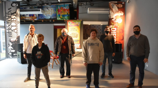 Lifschitz y Garibaldi visitaron en barrio Centenario el flamante Centro Cultural MABA