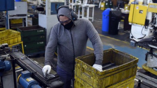 Extienden el ATP hasta diciembre para empresas con caída interanual de facturación