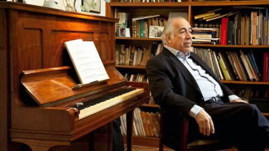 Pesar por la muerte del pianista Manolo Juárez tras contraer coronavirus