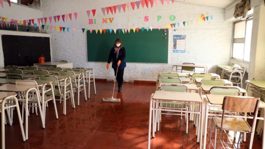 Puesta a punto: la provincia de Santa Fe prepara las escuelas para la vuelta a clases