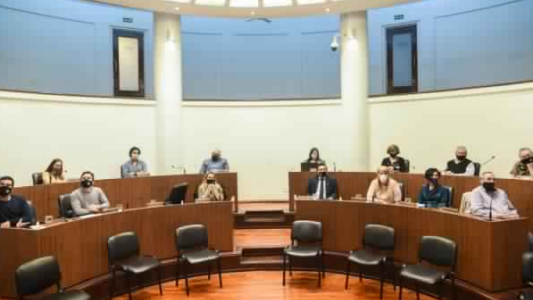 Mesa de trabajo sobre política ambiental en el Concejo Municipal