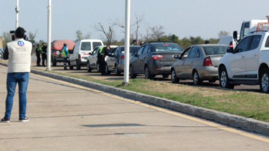Pedido de hisopado para ingresar a Santa Fe: largas colas en el Túnel Subfluvial
