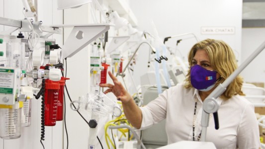 Martorano recorrió el hospital modular de Villa Constitución