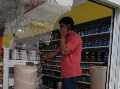 Robo y destrozos en una pinturería de barrio Candioti