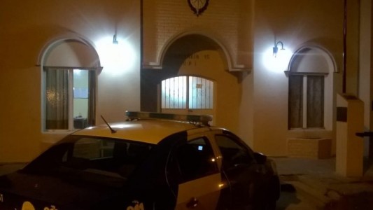 Nelson: saltaron tapiales escapando de una fiesta clandestina y fueron detenidos