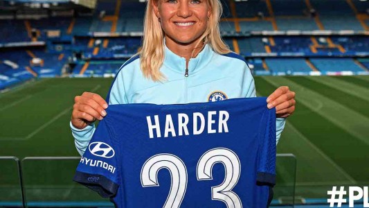 La danesa Harder se incorpora al Chelsea en cifra récord de 337 mil euros