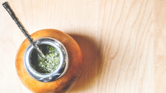 Viernes a color: las juventudes conversan sobre poesía santafesina