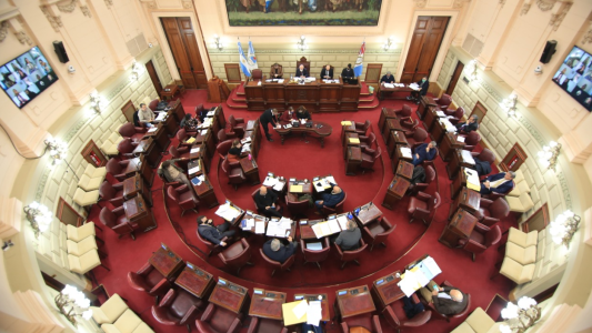 Se extreman las medidas preventivas en la legislatura ante los casos de Covid-19