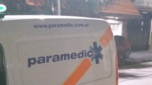 Un chofer de ambulancia se quedó dormido mientras trabajaba: “No aguantamos más”