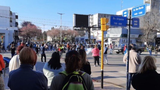 San Lorenzo también marchó contra las medidas de la provincia