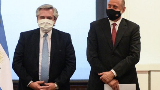 Perotti repudió la presencia policial frente a la Quinta de Olivos