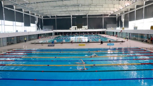 Abren el natatorio del Parque Olímpico y la pileta del Club Universitario de Buenos Aires