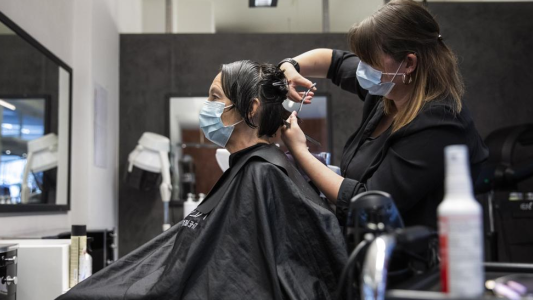 $30.000 de subsidio para rubros afectados por restricciones en Santa Fe y Santo Tomé