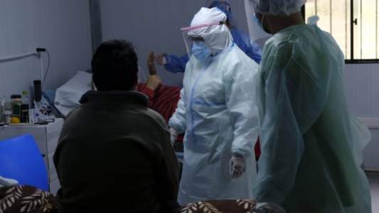 En Rosario ya son 300 los médicos que se contagiaron coronavirus