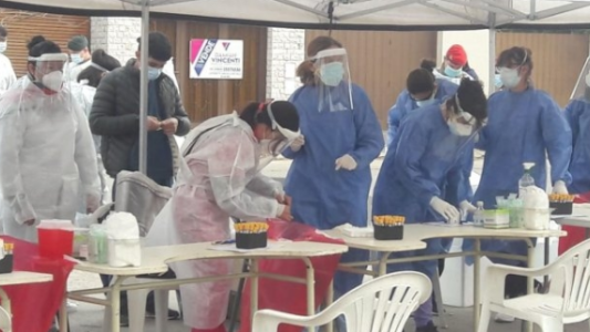 Personal de salud con licencia por estar al cuidado de sus hijos deberá reincoporarse