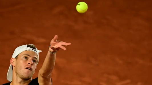 Diego Schwartzman venció a Lorenzo Giustino y avanzó a la tercera rueda