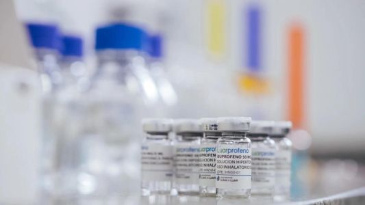 Bajo receta médica, farmaceúticos santafesinos donan ibuprofeno inhalado a pacientes