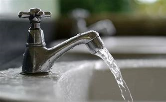 Apelan al “compromiso social de un uso responsable y solidario del agua potable”