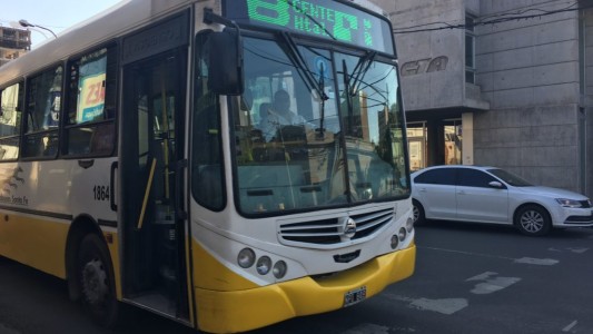 Por el momento, no habrá paro de colectivos de la UTA y el servicio es normal