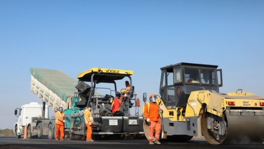 La provincia licitó la compra de maquinarias para Vialidad