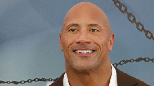 Dwayne "The Rock" Johnson compartió una foto del recuerdo y lo comparan con Bruno Mars