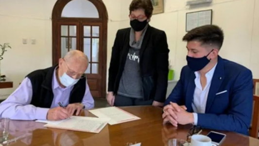 Un hombre de 88 años donó en vida su casa y su auto al Samco de Correa