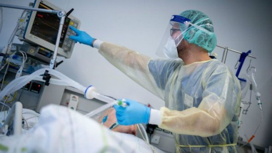 Jueves con más de 1500 casos en la provincia y 237 en la ciudad