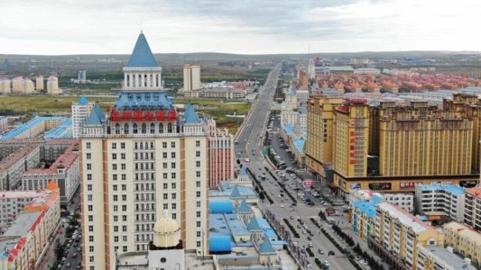 China cierra una ciudad tras confirmarse dos nuevos casos de coronavirus