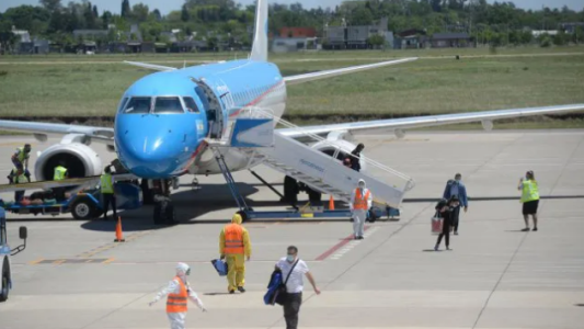 Rosario: Aerolíneas canceló vuelos y crecen las quejas de los usuarios