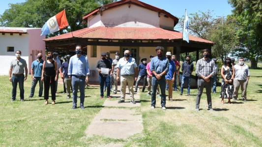 Sukerman entregó certificados de capacitación a trabajadoras y trabajadores rurales