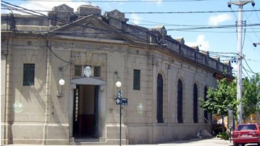 Estaba detenido por violencia de género: se ahorcó en su celda