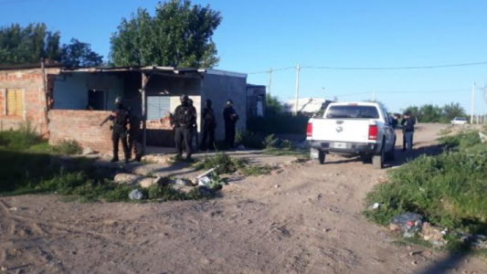 Múltiples allanamientos en Barranquitas en busca de armas de fuego