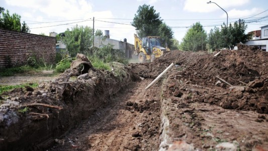 Barrio Pompeya: avanzan las obras de cordón cuneta y ripiado