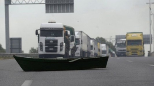 Ambientalistas aceptaron la veda parcial a la pesca