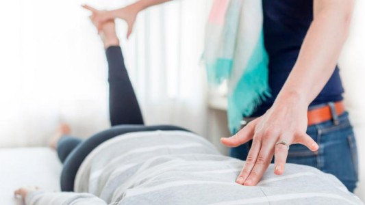 Las nuevas consultas a kinesiólogos ante el home office y la inactividad física