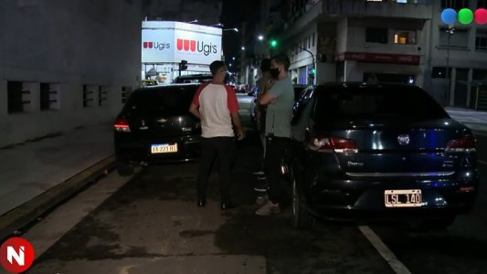 Allanan el ministerio de Salud por el "vacunatorio vip"