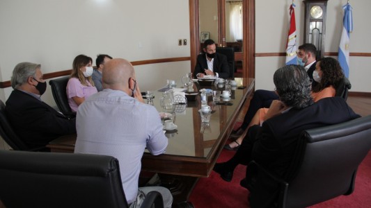 El Gobierno Provincial dialogó sobre múltiples temas con el Socialismo