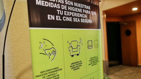 Verificaron protocolos para la reapertura de los cines: las salas tendrán una capacidad del 50 %