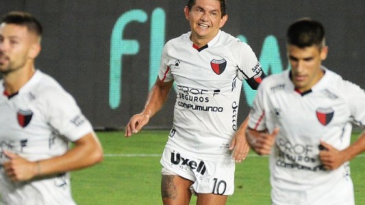 Con un Pulga Rodríguez encendido, Colón derrotó a Estudiantes y es único líder