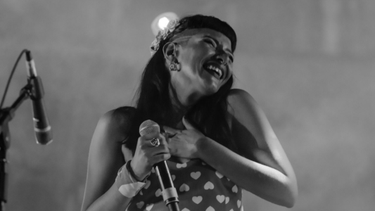 Mujeres en el escenario del Anfiteatro