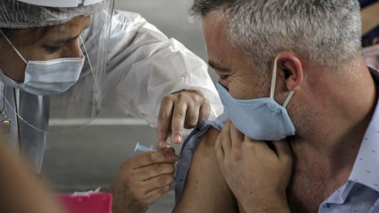 Viernes con menos de 500 nuevos casos de coronavirus en la provincia de Santa Fe