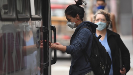 Otro día récord de contagios: se sumaron 24.130 casos de coronavirus