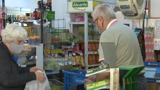 El consumo en los supermercados cayó en promedio un 26 % en el último año
