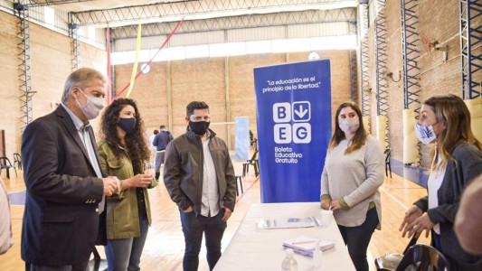 El operativo móvil de Anses pasó por Monte Vera