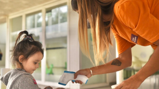 Con rigurosos protocolos, los Jardines Municipales sostienen su matrícula