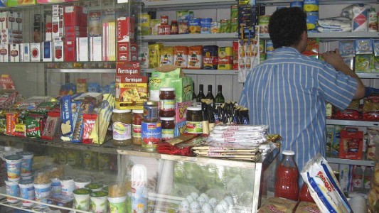 "Parece poco, pero dos o tres horas menos de trabajo influyen en el bolsillo del comerciante"