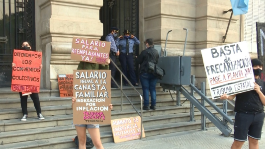 Se firmaron los primeros decretos de pase a planta de contratados