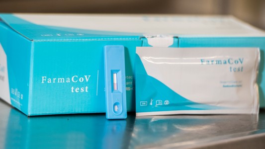 Test rápido de Covid: estaría disponible en las farmacias para la segunda quincena de mayo