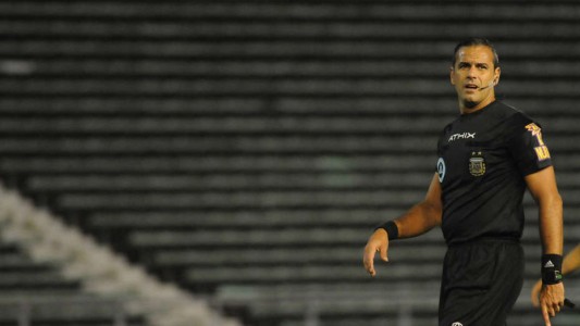 Penel será el árbitro del clásico santafesino: ¿Cómo les fue a Colón y a Unión con este juez?